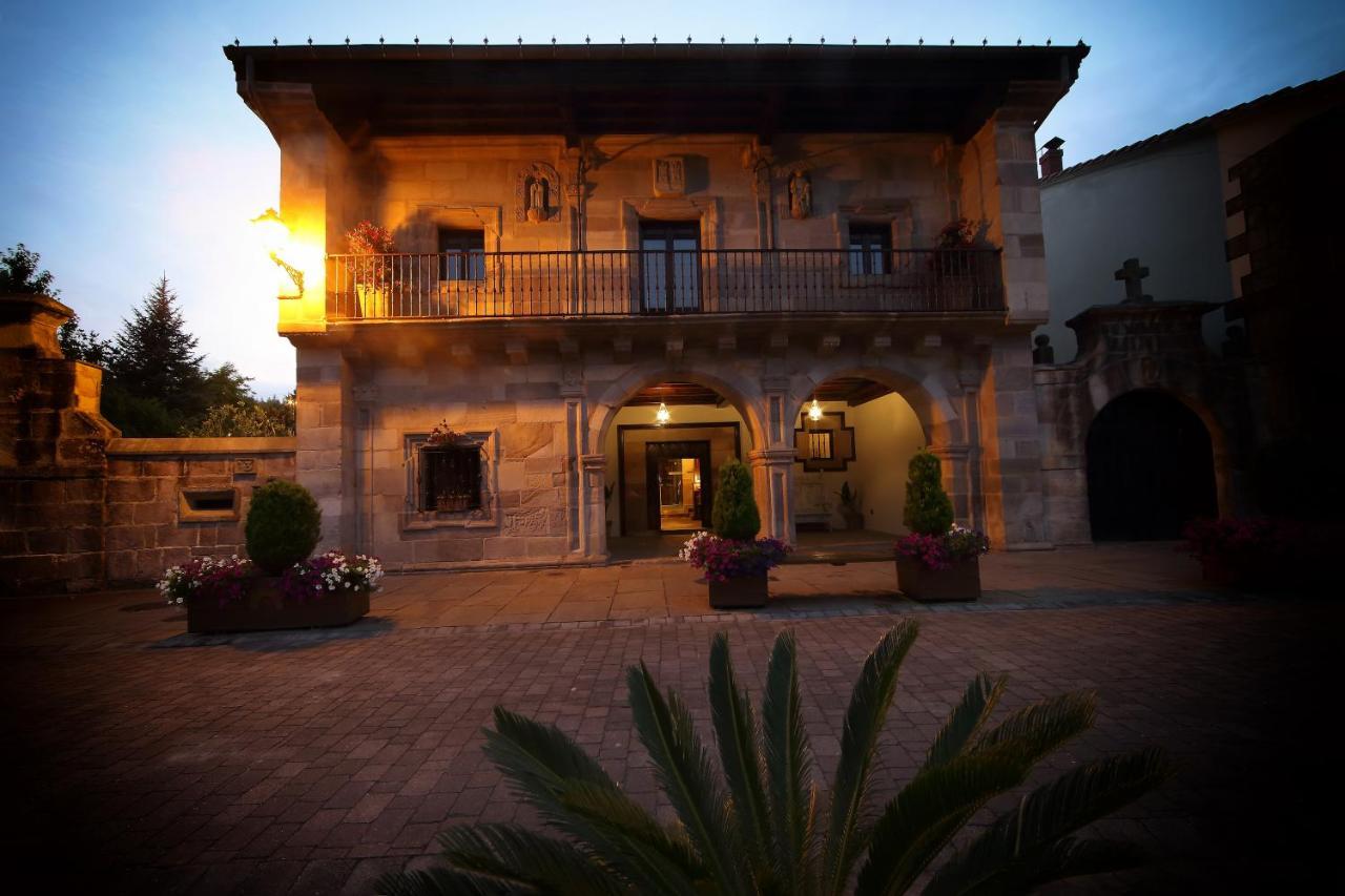 Hotel Casona De La Pinta 4*