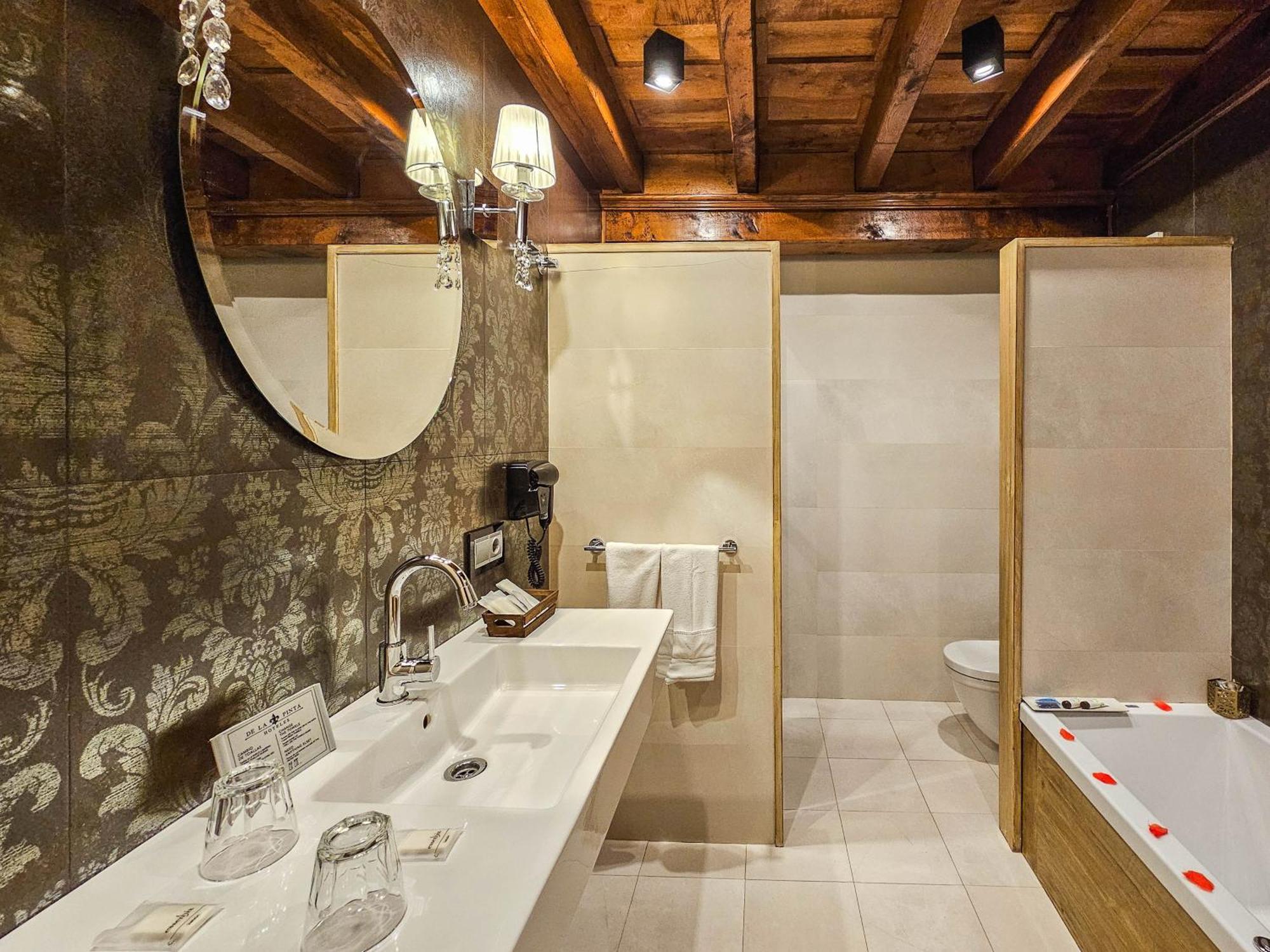 Casona De La Pinta Hotel 4*
